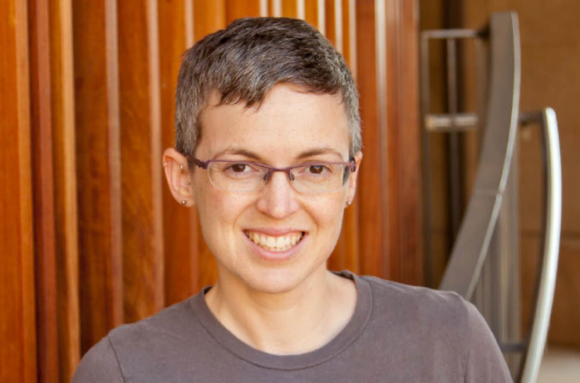 Riana Pfefferkorn headshot.