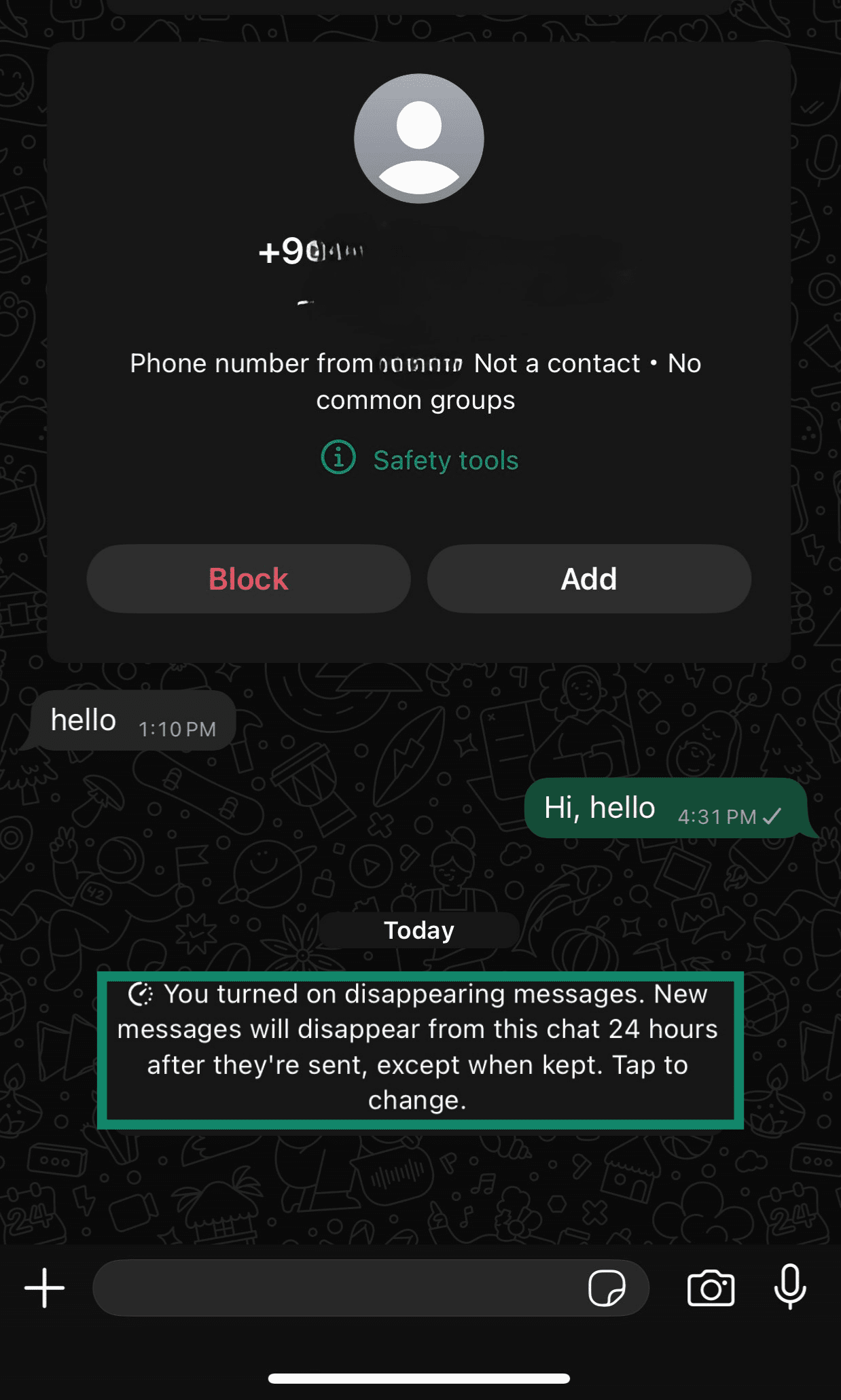 WhatsApp chat screen showing the disappearing messages notification after being enabled.