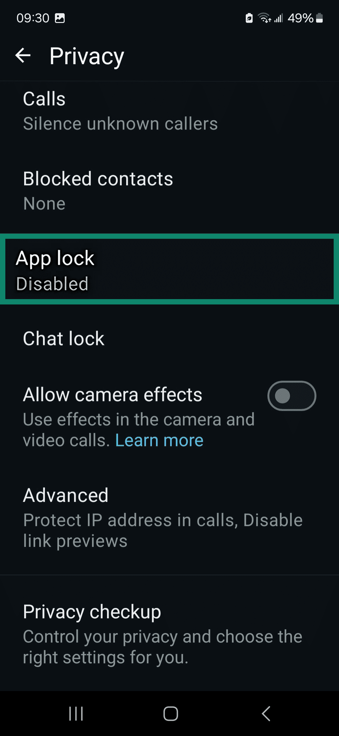 WhatsApp Privacy tab highlighting App Lock.