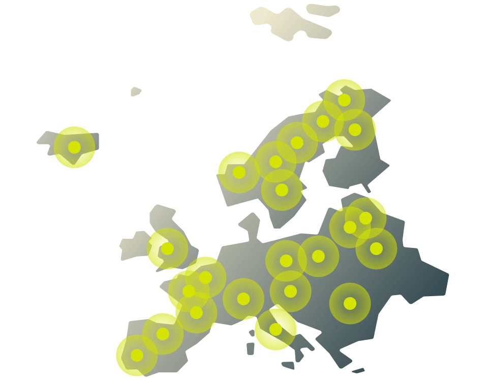 Подключайтесь к серверам глобальной сети ExpressVPN в десятках стран Европы.