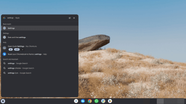 ChromeOS desktop with settings menu higlighted